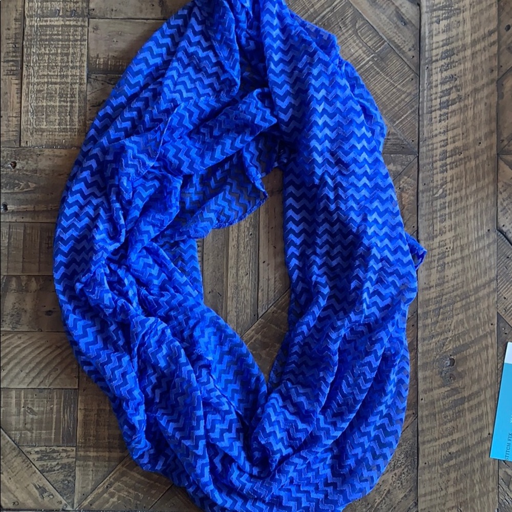 Steve Madden Blue Infinity Scarf